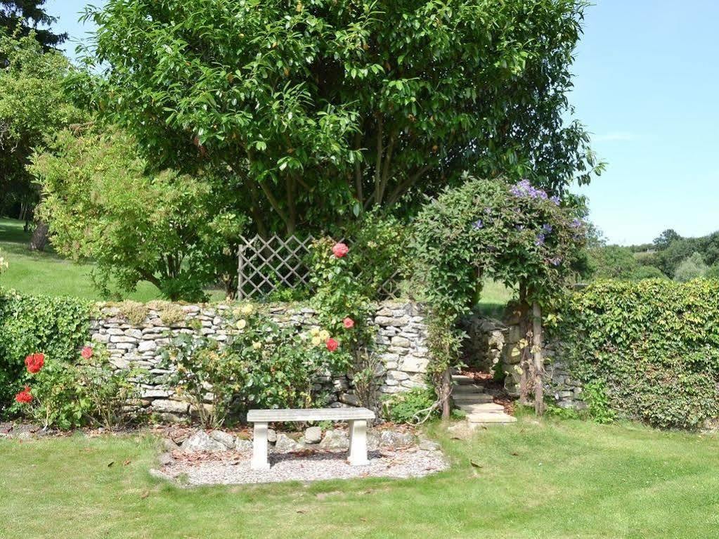 Chestnut Cottage B And B Ebberston Exterior photo